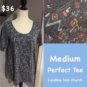 Medium lularoe perfect t